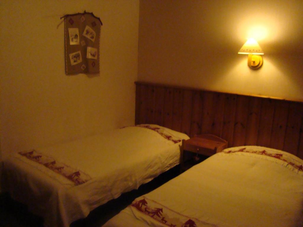 Auberge Saint Antoine Pelvoux Habitación foto